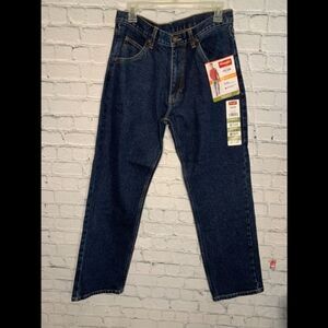 NWT Wrangler Flex Regular Fit jeans. 32x30